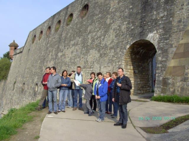 p002.jpg