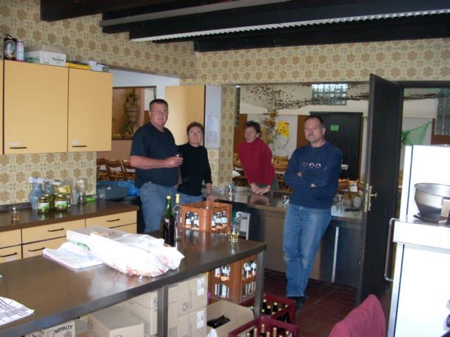 v001.jpg