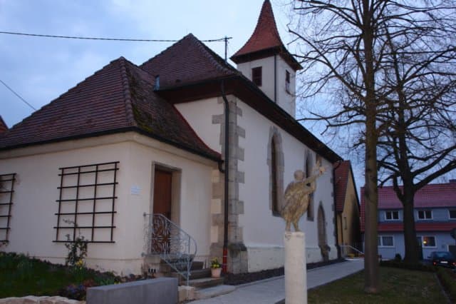 Neugestaltung Des Dorfplatzes