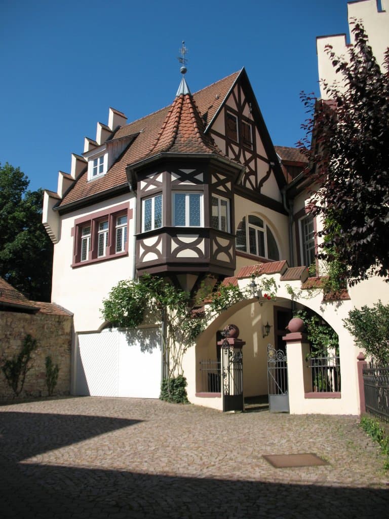 23-stadtfuehrung-gruppe-1-burg-u-schloss.jpg