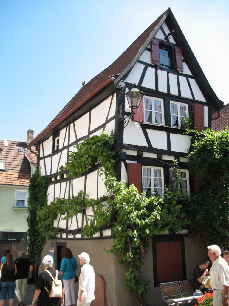 37-stadtfuehrung-gruppe-1-haus-kickelhain.jpg